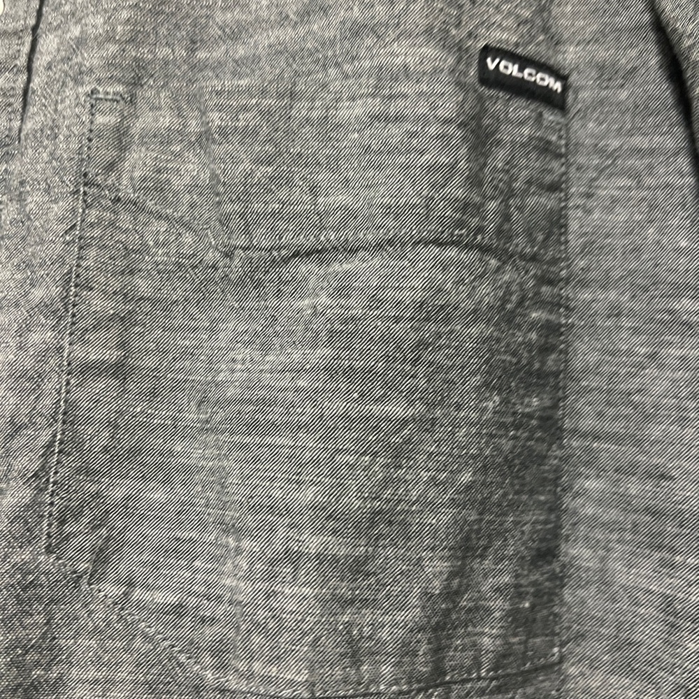 Volcom Long Sleeve / Button Up / Gray Textured / … - image 3